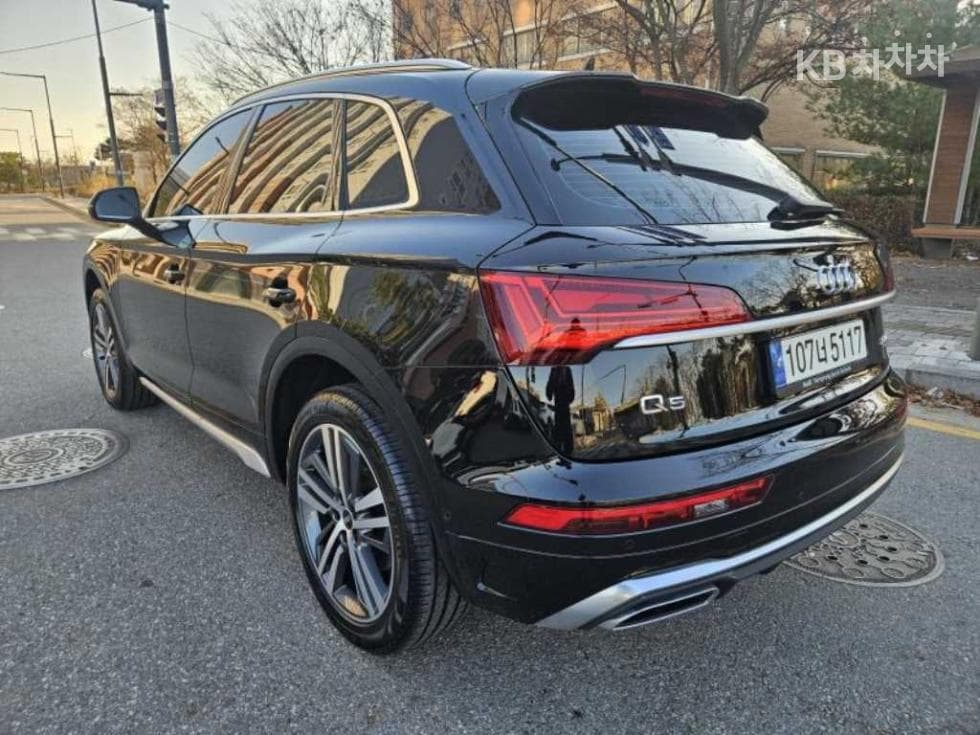 Audi The New Q5(FY)45 TFSI Quattro Premium - 3