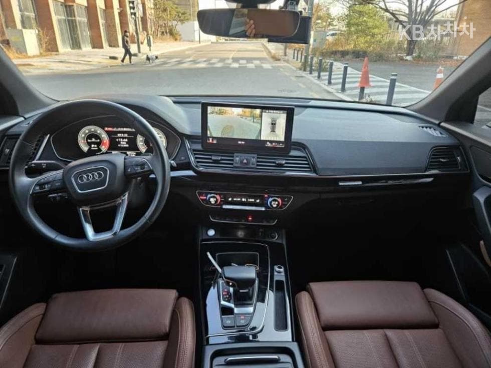 Audi The New Q5(FY)45 TFSI Quattro Premium - 11