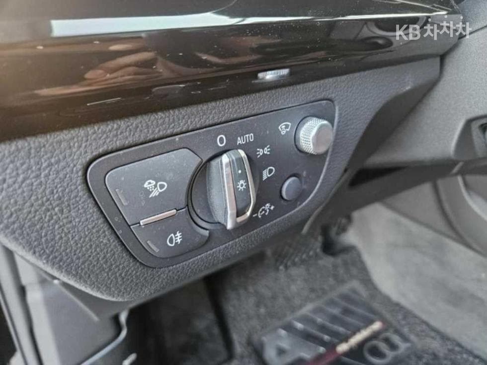 Audi The New Q5(FY)45 TFSI Quattro Premium - 14