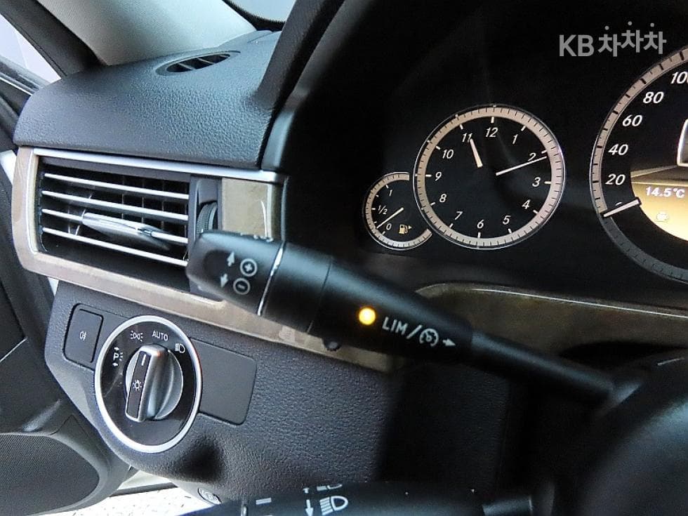 Mercedes-Benz New E-ClassE300 엘레강스 W212 - 14