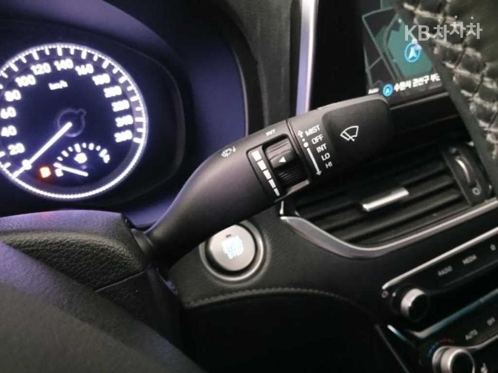 Hyundai Grandeur (Azera)IG2.4 Modern Standard - 17