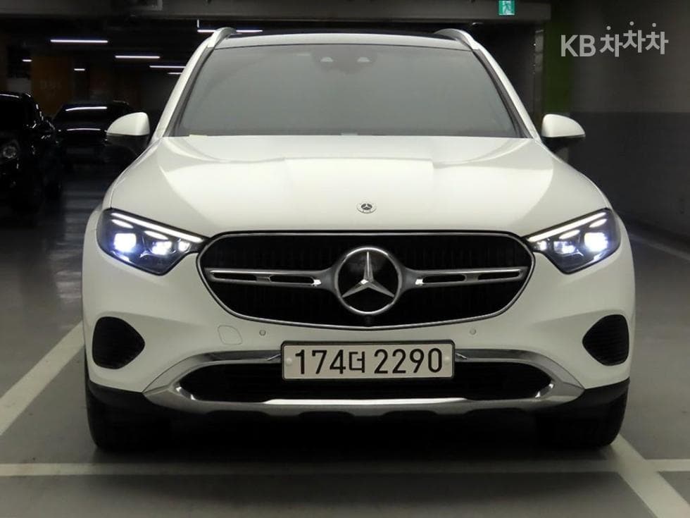 Mercedes-Benz GLC(X254) GLC220d 4Matic Стандартен - Image 1