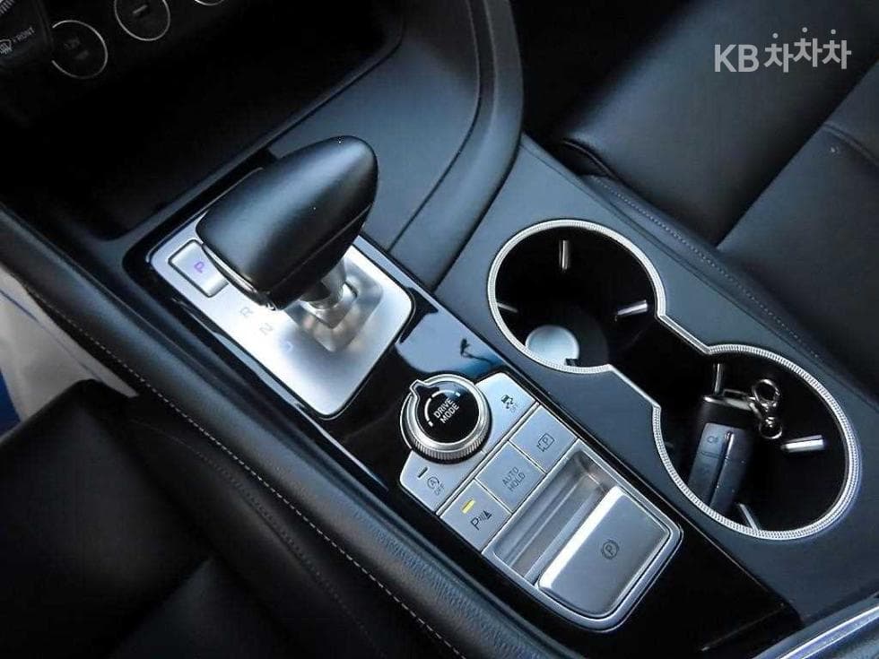 Дженезис The New (фейслифт) G702.0T 4x4 Стандартен - 10