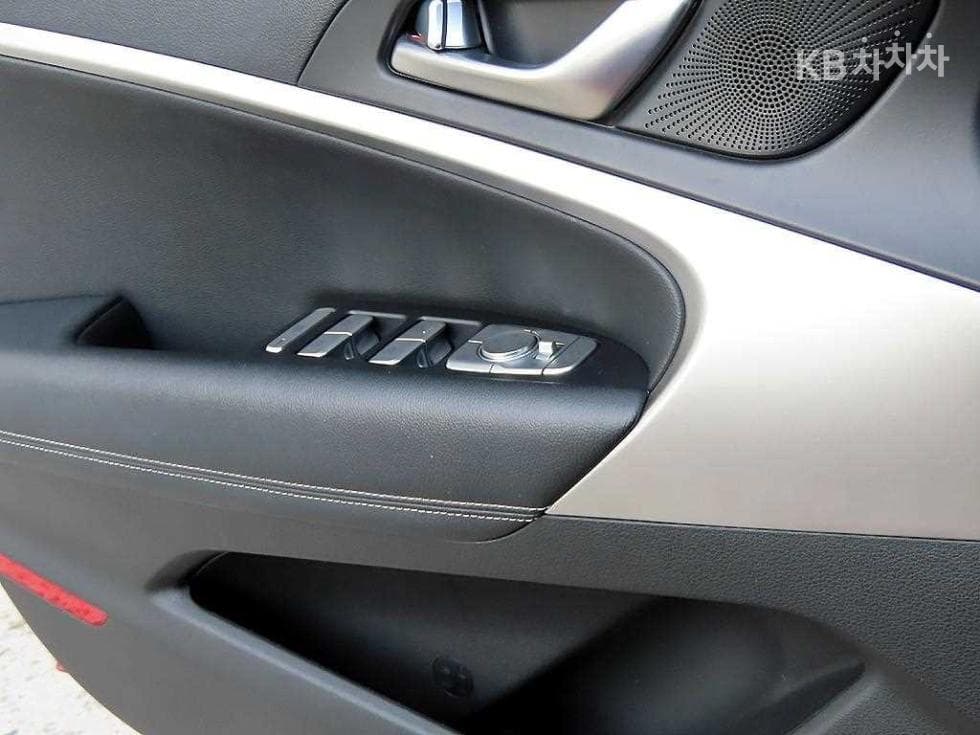 Дженезис The New (фейслифт) G702.0T 4x4 Стандартен - 11