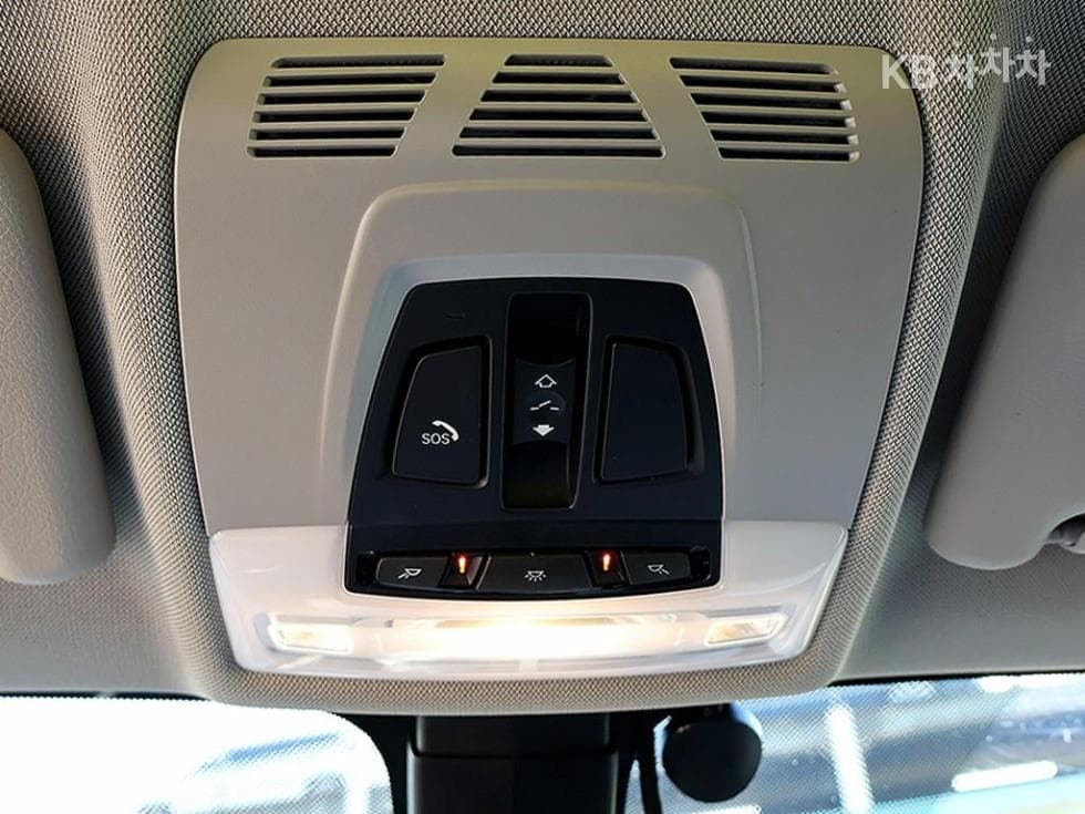 BMW X1 (F48)xDrive 20d xLine SE - 11