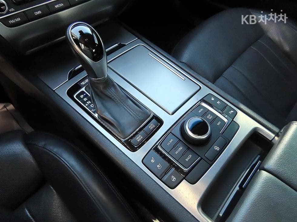 Хюндай ДженезисDHG330 Premium - 10