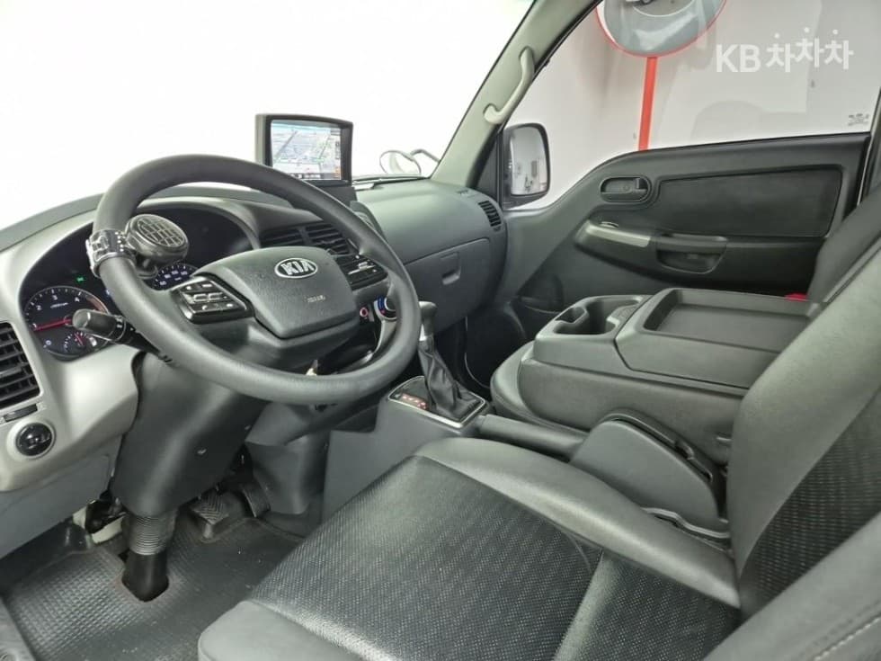 Kia The New (facelift) Bongo 3 (light truck)Wing Body 1 Ton 전동모터식 King Cab Extra Long LLight - 10