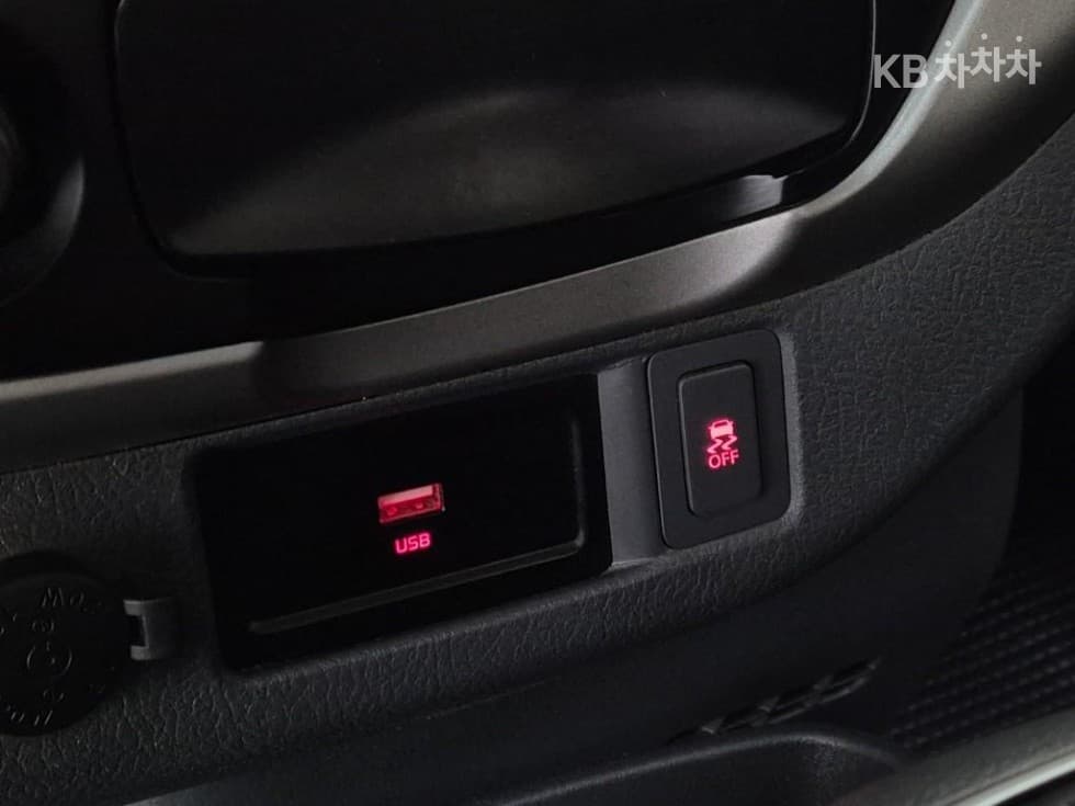 Kia The New (facelift) Bongo 3 (light truck)Wing Body 1 Ton 전동모터식 King Cab Extra Long LLight - 17