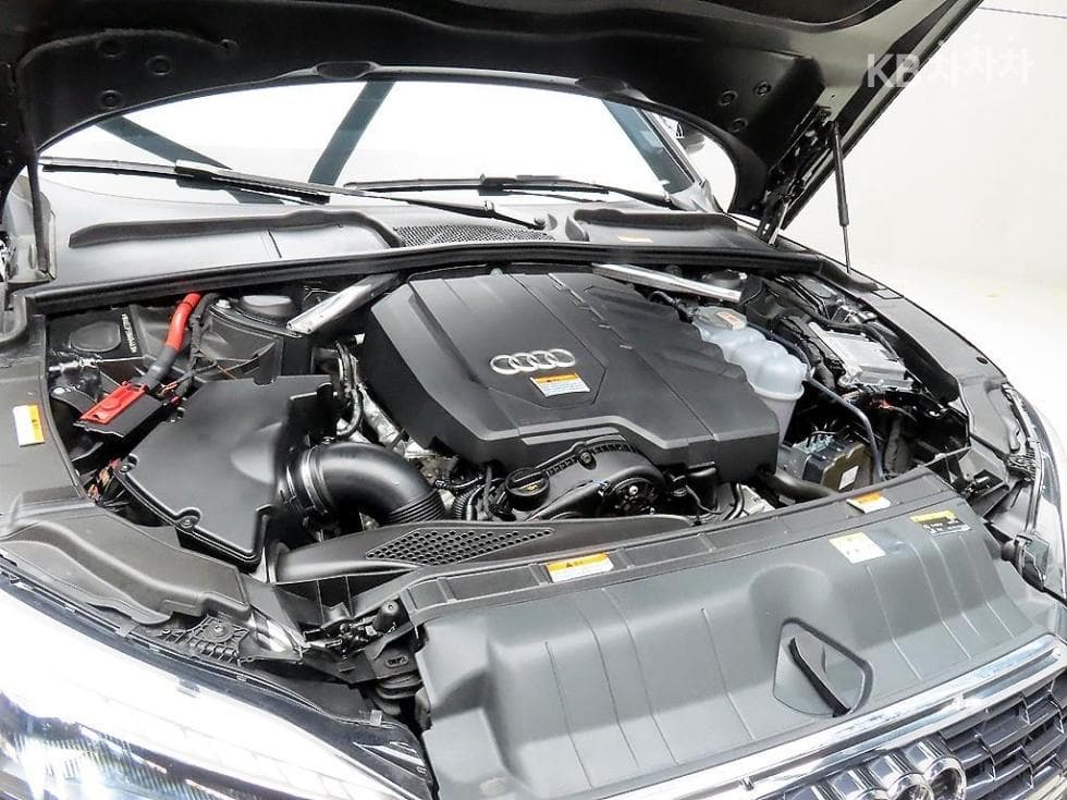 Ауди A5(8W6)40 TFSI Quattro Sportback Стандартен - 18