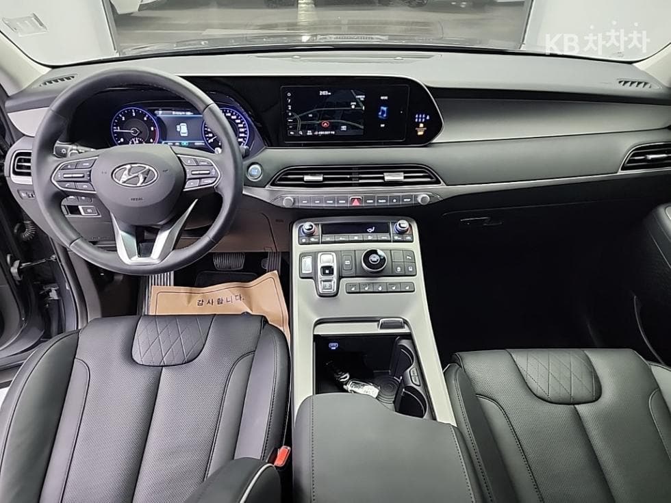 Хюндай Palisade2.2 Дизел 7-местен (Лимузин) Exclusive - 7