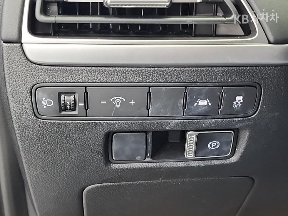 Хюндай Palisade2.2 Дизел 7-местен (Лимузин) Exclusive - 18