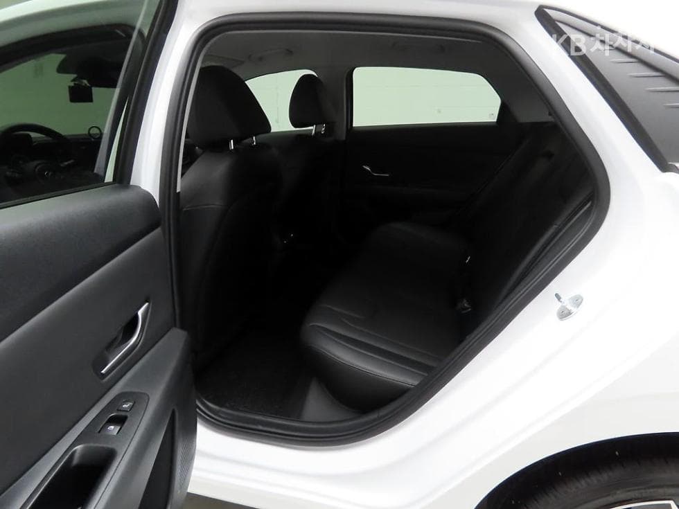 Хюндай All New Avante (Elantra)(CN7)1.6 Бензин Inspiration - 14