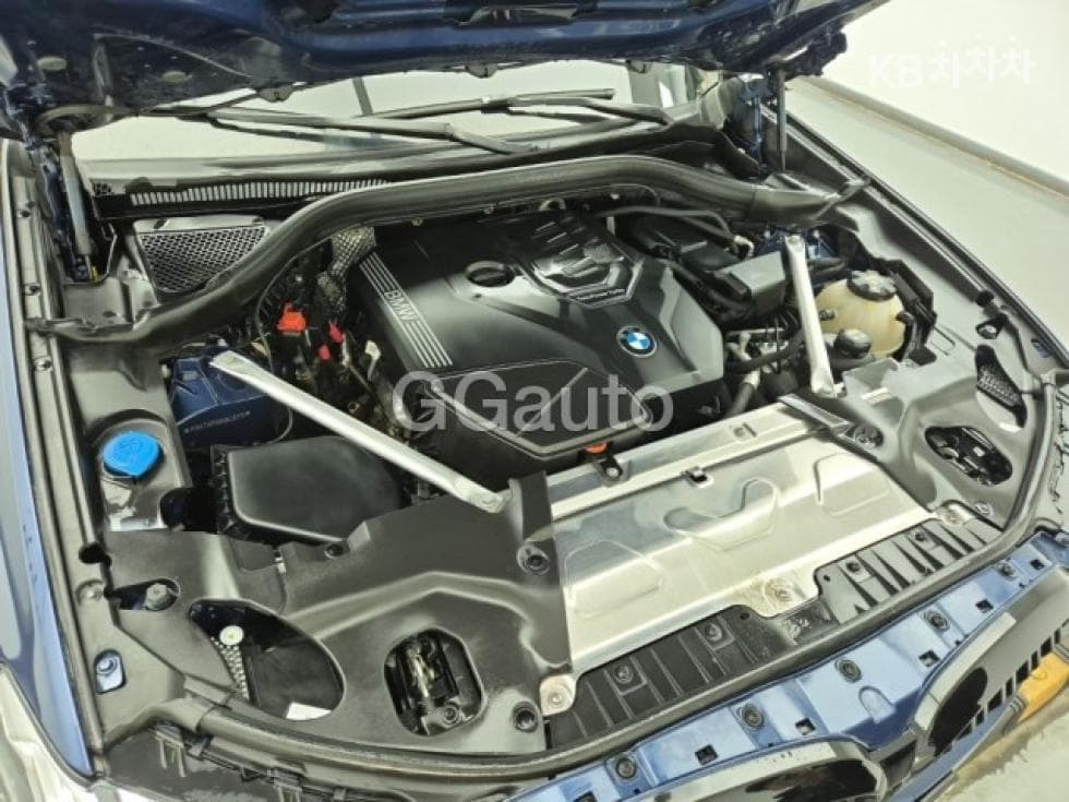 BMW New X4 (G02)xDrive 20i xLine - 6