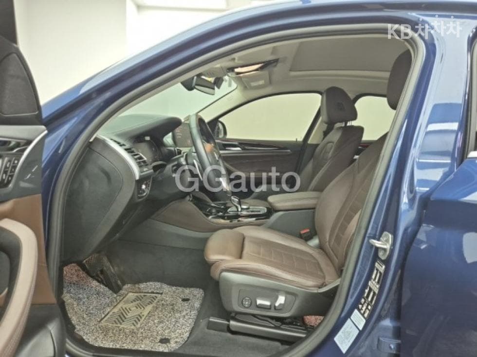 BMW New X4 (G02)xDrive 20i xLine - 11