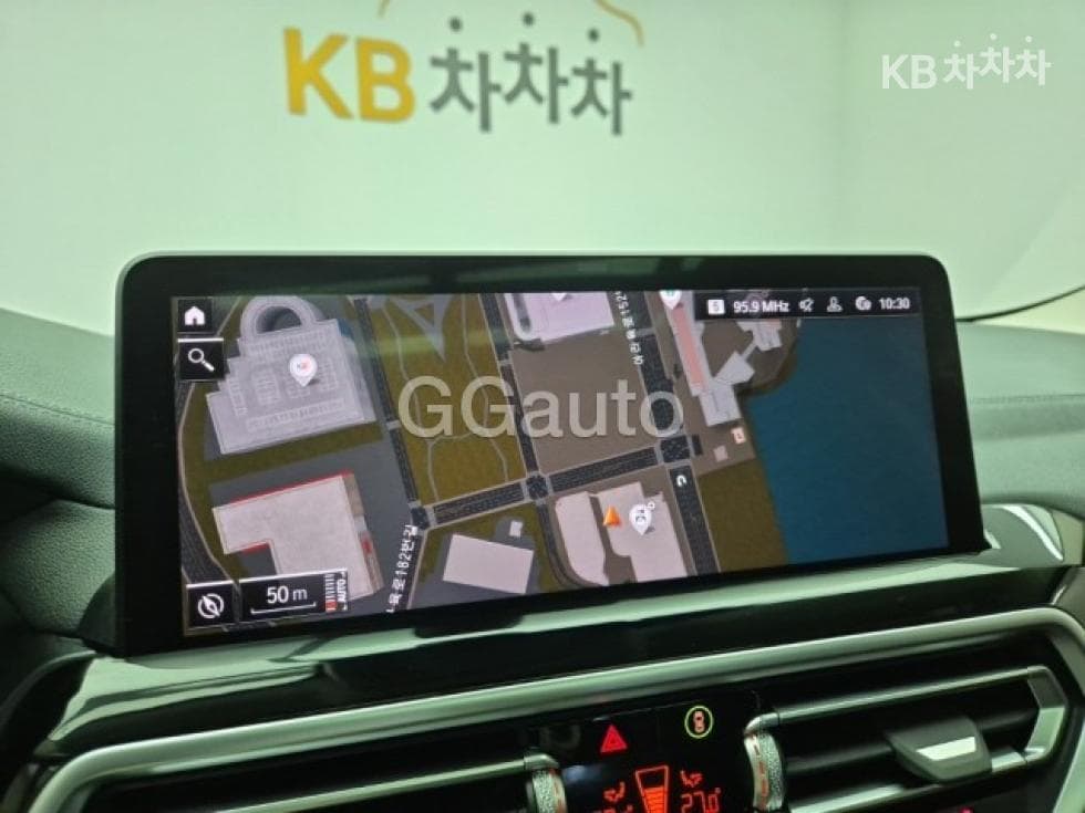 BMW New X4 (G02)xDrive 20i xLine - 14