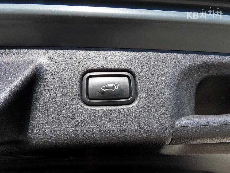 Хюндай Palisade3.8 Бензин 7-местен (Лимузин) Престиж - 17