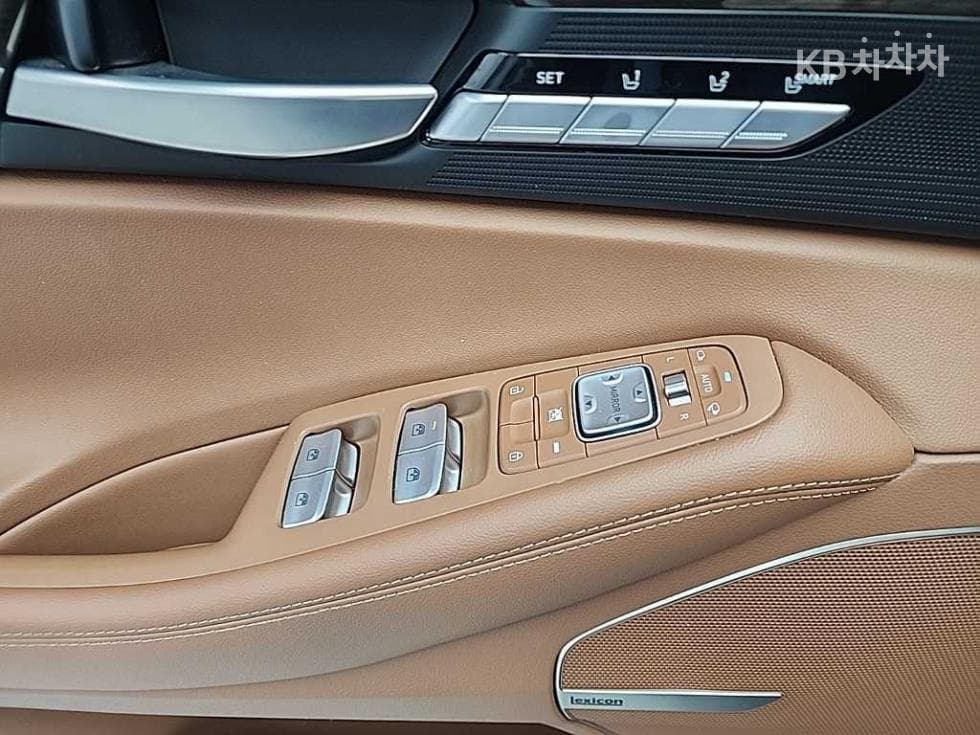 Genesis G903.8 GDi AWD Luxury - 17