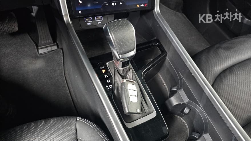 KG Mobility 토레스(J100)1.5 GDI Turbo T5 - 9