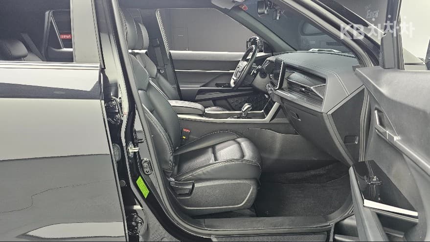 KG Mobility 토레스(J100)1.5 GDI Turbo T5 - 11