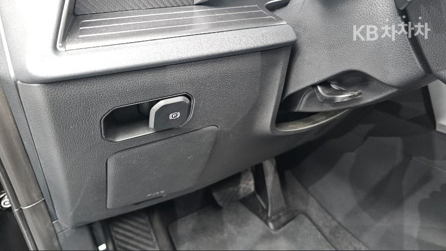 KG Mobility 토레스(J100)1.5 GDI Turbo T5 - 17