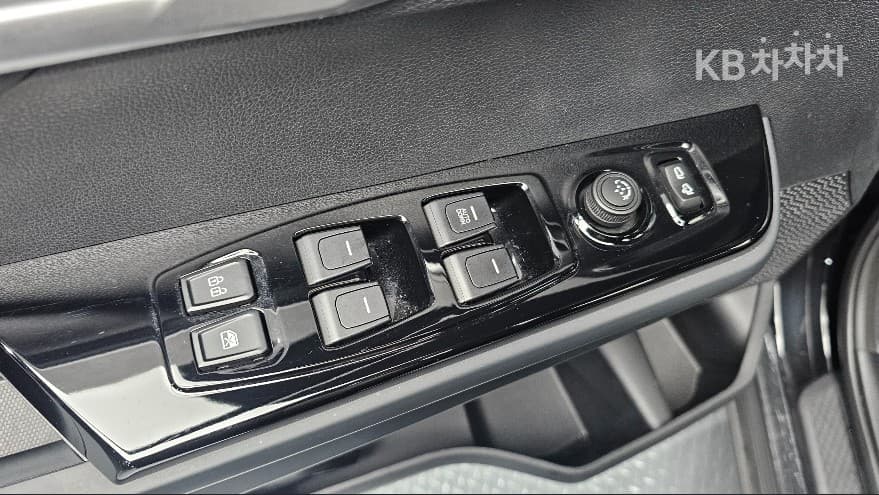 KG Mobility 토레스(J100)1.5 GDI Turbo T5 - 18