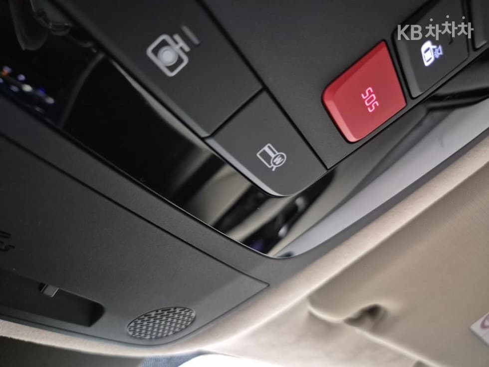 Киа Канивал 4-то поколениеВисок Лимузин (Канивал) G3.5 GDI 9-местен Signature - 17