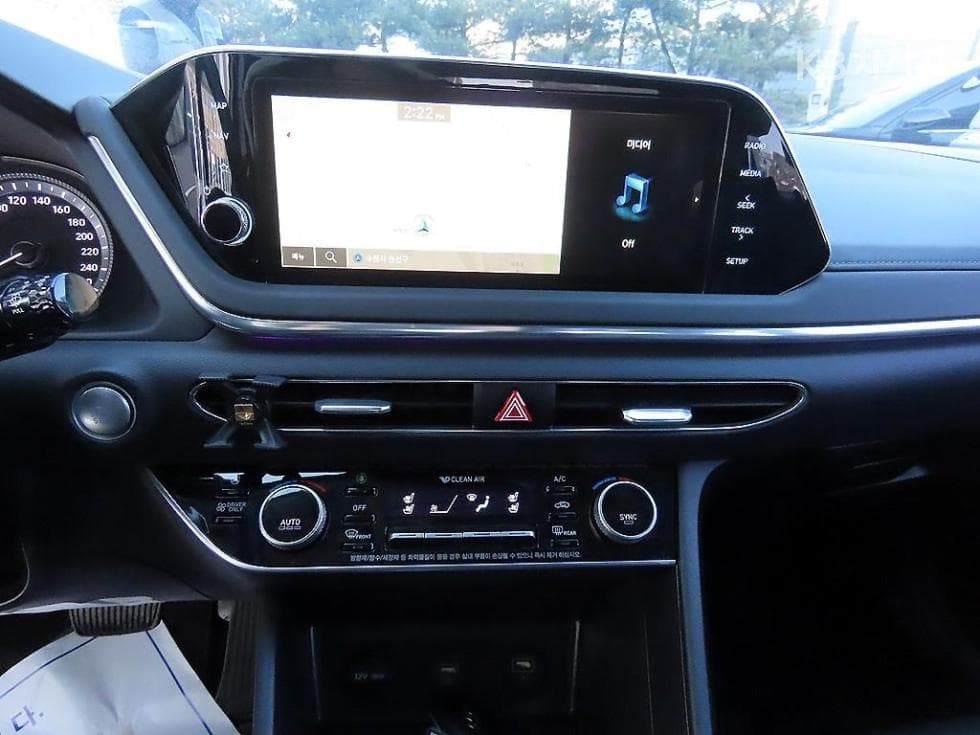 Hyundai Sonata Hybrid (DN8)2.0 Hybrid Premium Plus - 13