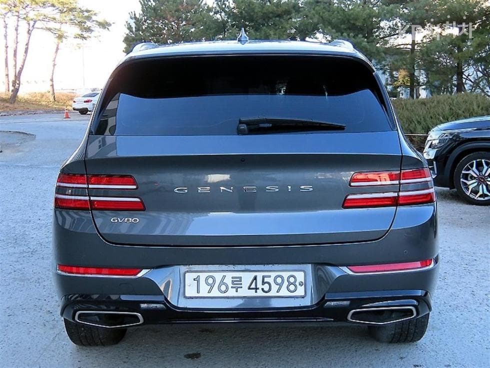 Genesis GV802.5 Turbo Gasoline 2WD - 4