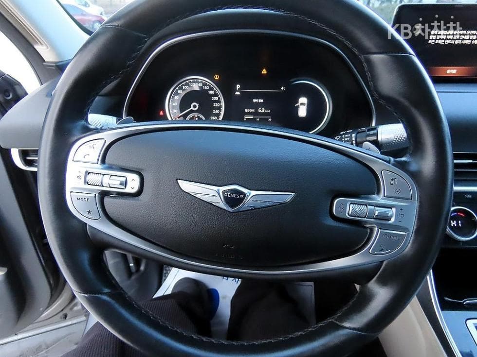 Genesis GV802.5 Turbo Gasoline 2WD - 8