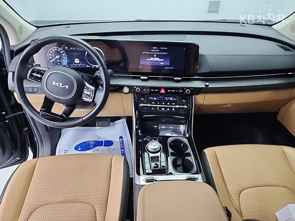 Киа Канивал 4-то поколениеD2.2 7-местен (Лимузин) Noblesse - 7