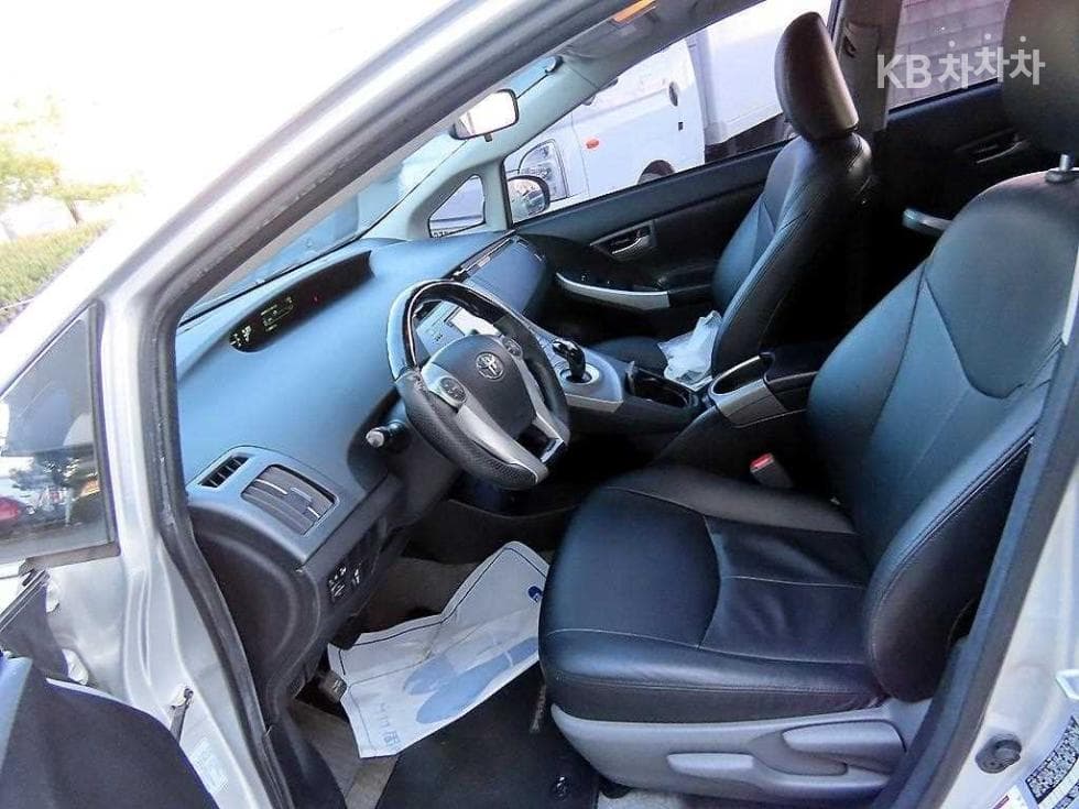 Toyota Prius1.8 Hybrid E - 5