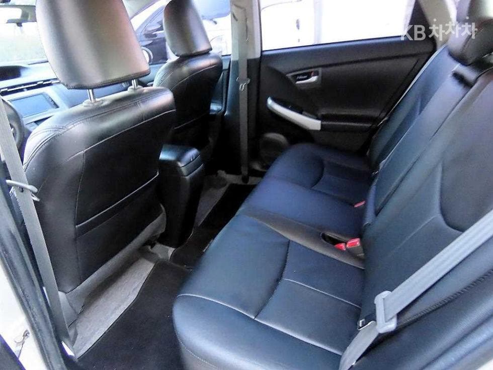 Toyota Prius1.8 Hybrid E - 6