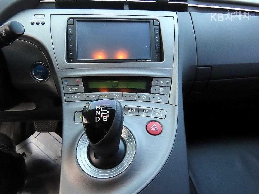 Toyota Prius1.8 Hybrid E - 10