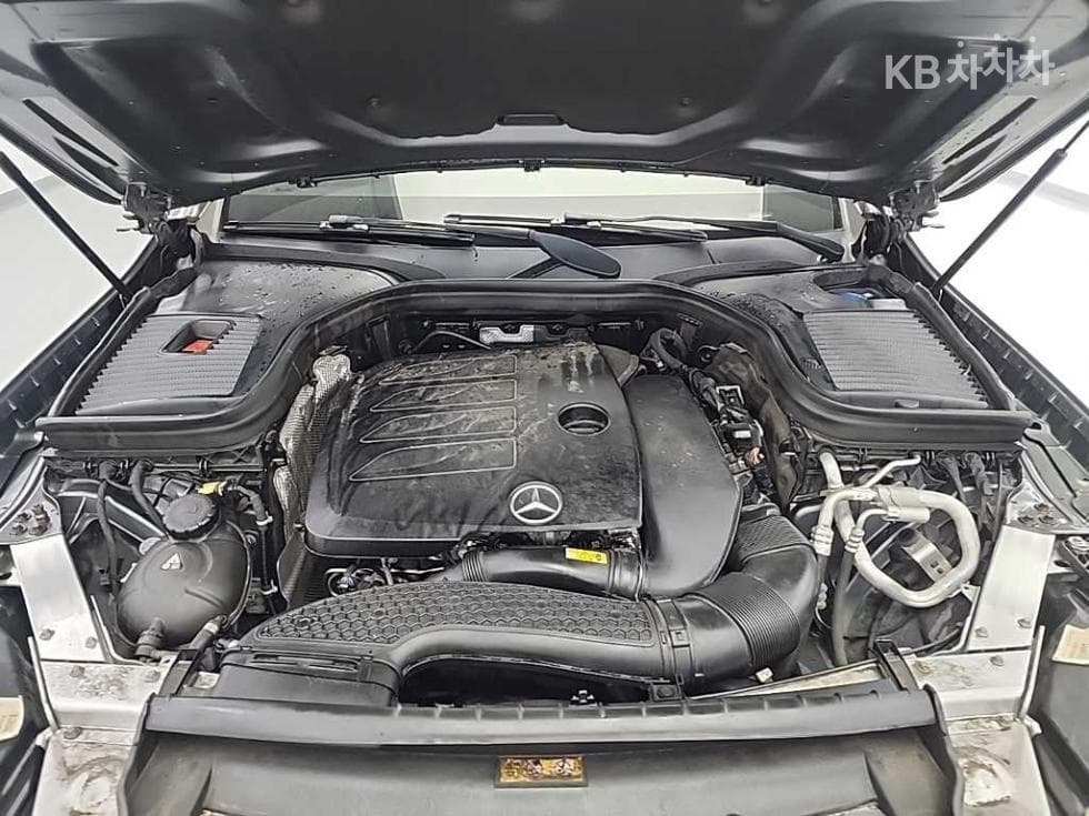 Mercedes-Benz GLC(X253)300 4Matic Стандартен - 4