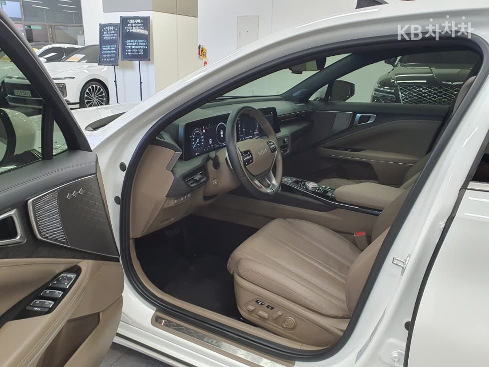 Kia K8 Hybrid1.6 Turbo Noblesse - 8