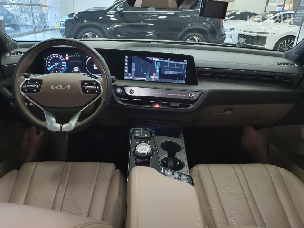 Kia K8 Hybrid1.6 Turbo Noblesse - 11