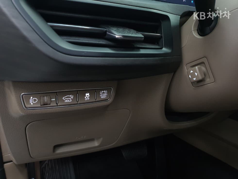 Kia K8 Hybrid1.6 Turbo Noblesse - 13