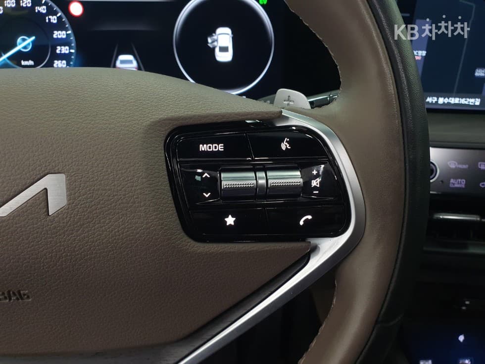 Kia K8 Hybrid1.6 Turbo Noblesse - 16