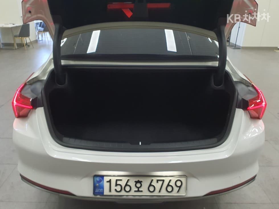 Kia K8 Hybrid1.6 Turbo Noblesse - 27