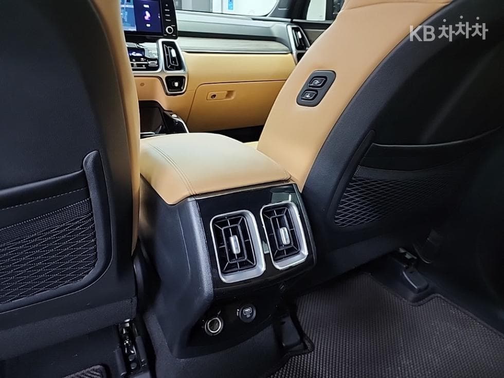 Киа The New (фейслифт) Sorento MQ42.2 Дизел 2WD Престиж - 13