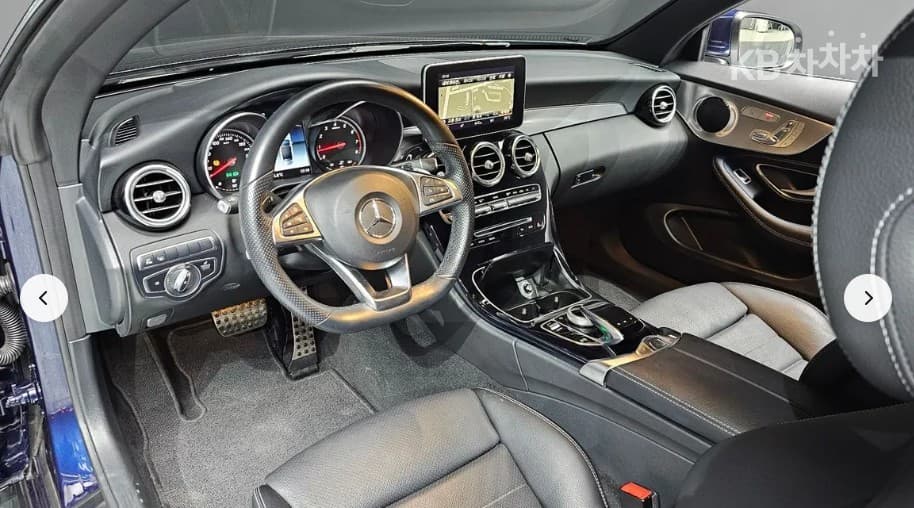 Mercedes-Benz The New (фейслифт) C-КласC200 Cabriolet - 5