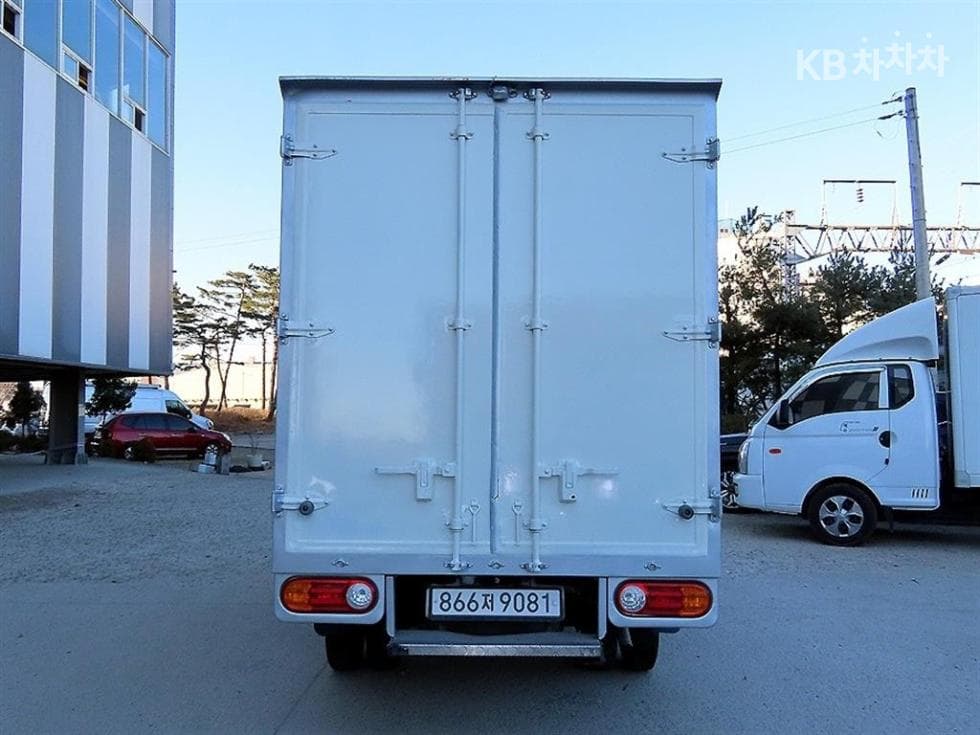 Хюндай Porter 2Удължено междуосие 하이Box Truck Super Cab PLUS - 4