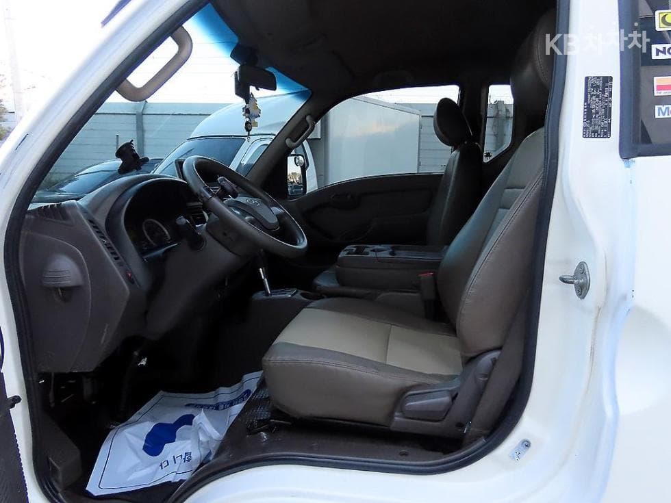 Хюндай Porter 2Удължено междуосие 하이Box Truck Super Cab PLUS - 7