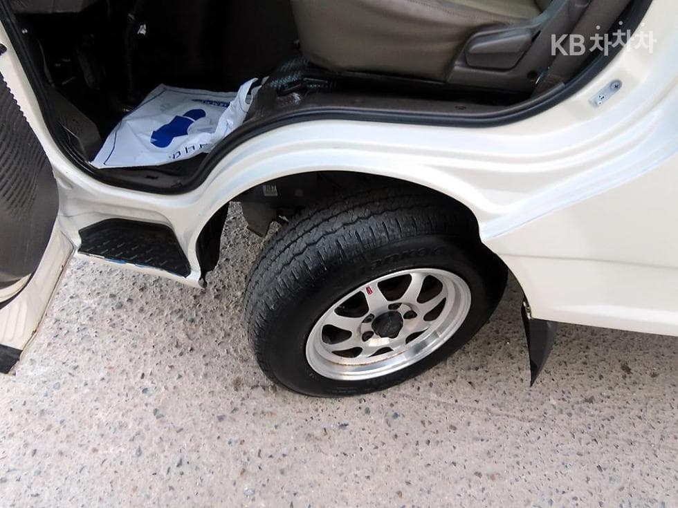 Хюндай Porter 2Удължено междуосие 하이Box Truck Super Cab PLUS - 16