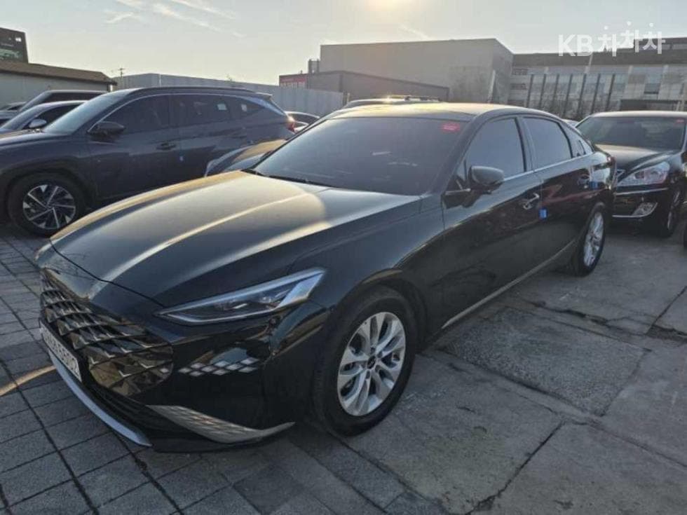 Киа K8 3.5 LPG Рент-а-кар Стандарт - Image 1