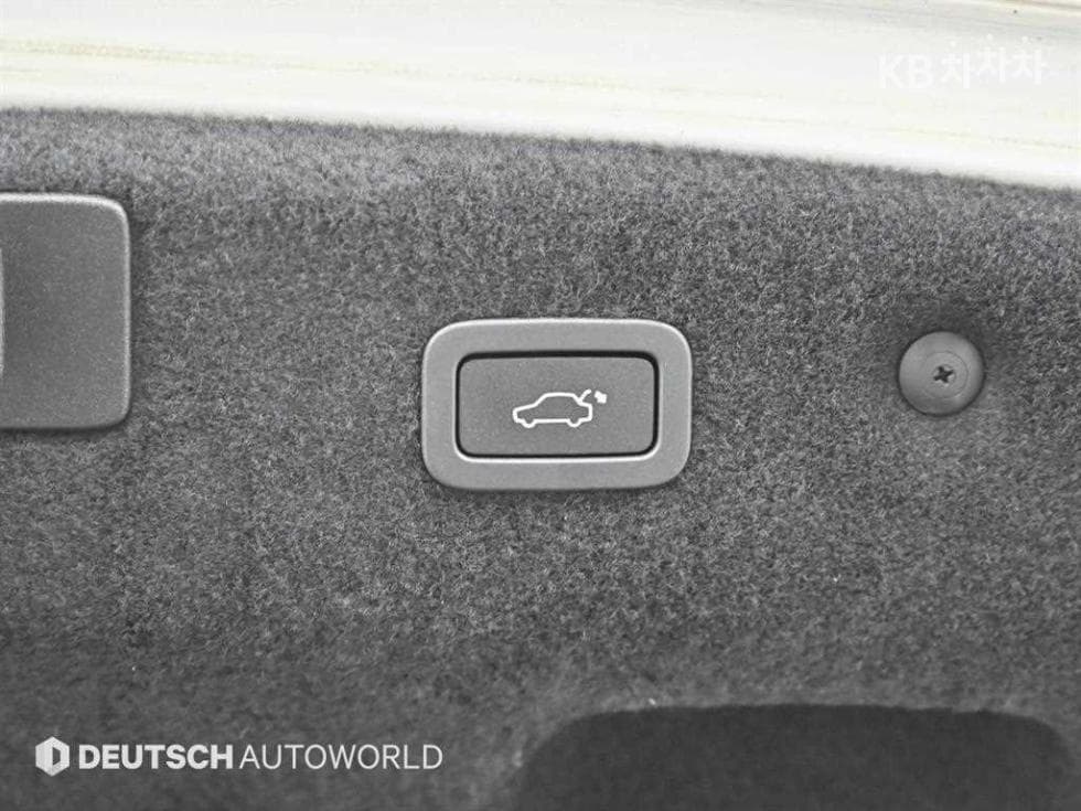 Jaguar All New XF2.5T Prestige - 20