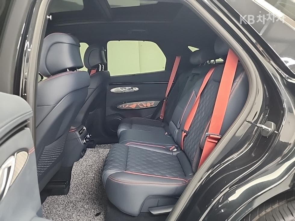 Дженезис GV70Бензин 2.5T 2WD - 12