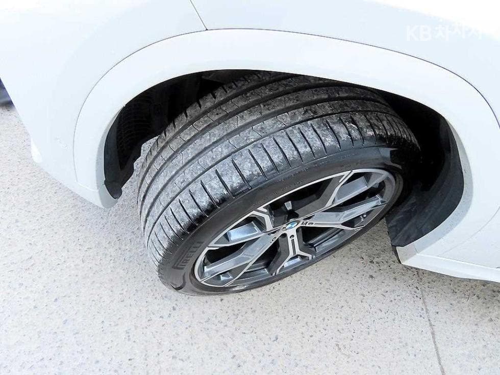 BMW X6(G06)xDrive 30d M Sport - 20