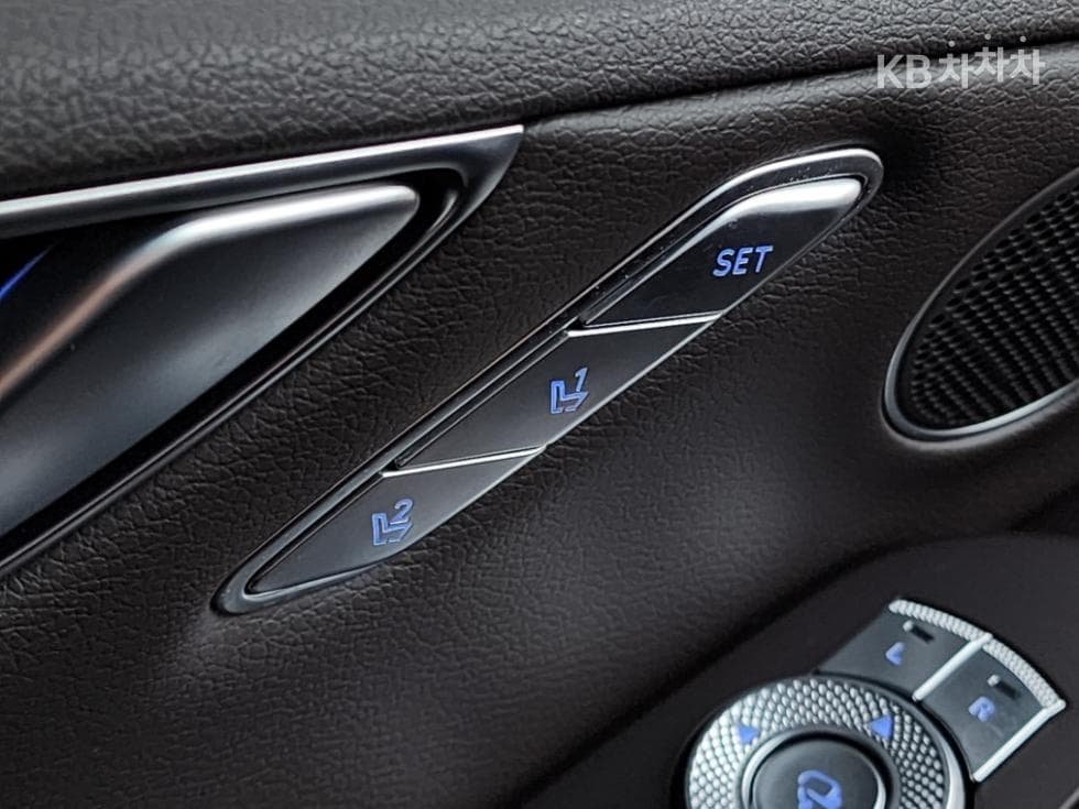 Genesis G80(RG3)2.5 Turbo Gasoline Direct Injection AWD - 16