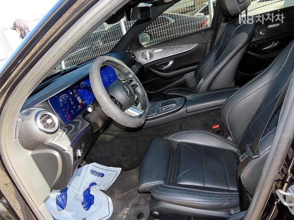 Mercedes-Benz E-Клас (W213)E350 4MATIC AMG Line Edition - 5